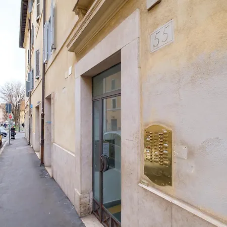 Ht Bilo 2 Colosseo Apartment Rome